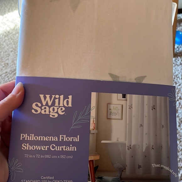 Wild Sage Philomena floral shower curtain 72 x 72, NIP - Picture 1 of 3